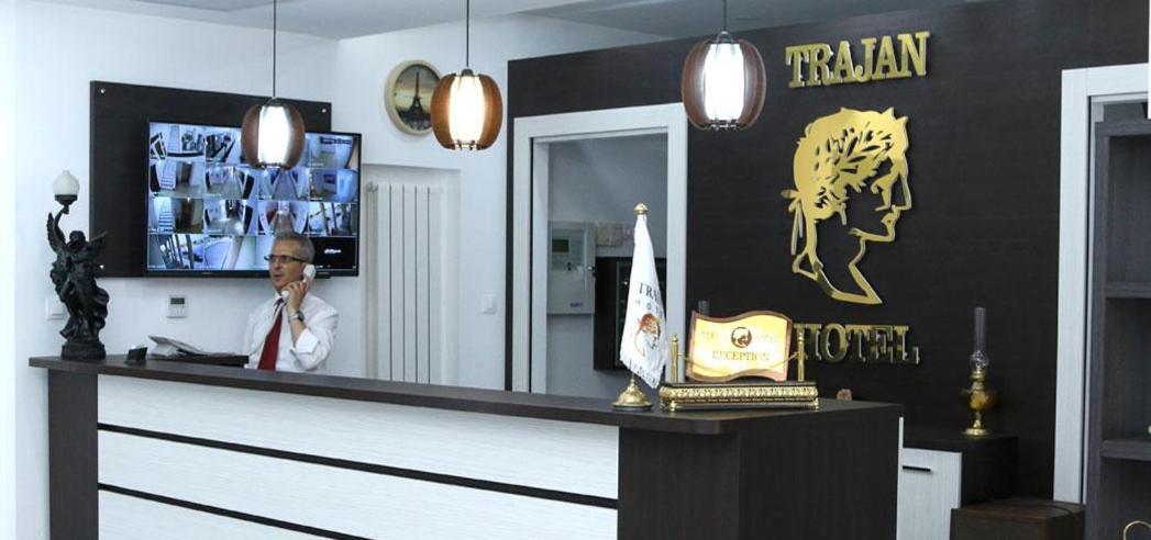 Trajan Hotel Timgad Esterno foto