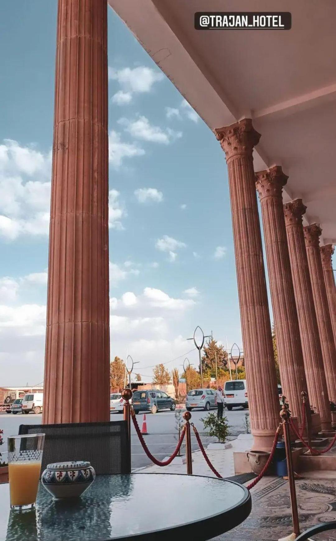 Trajan Hotel Timgad Esterno foto